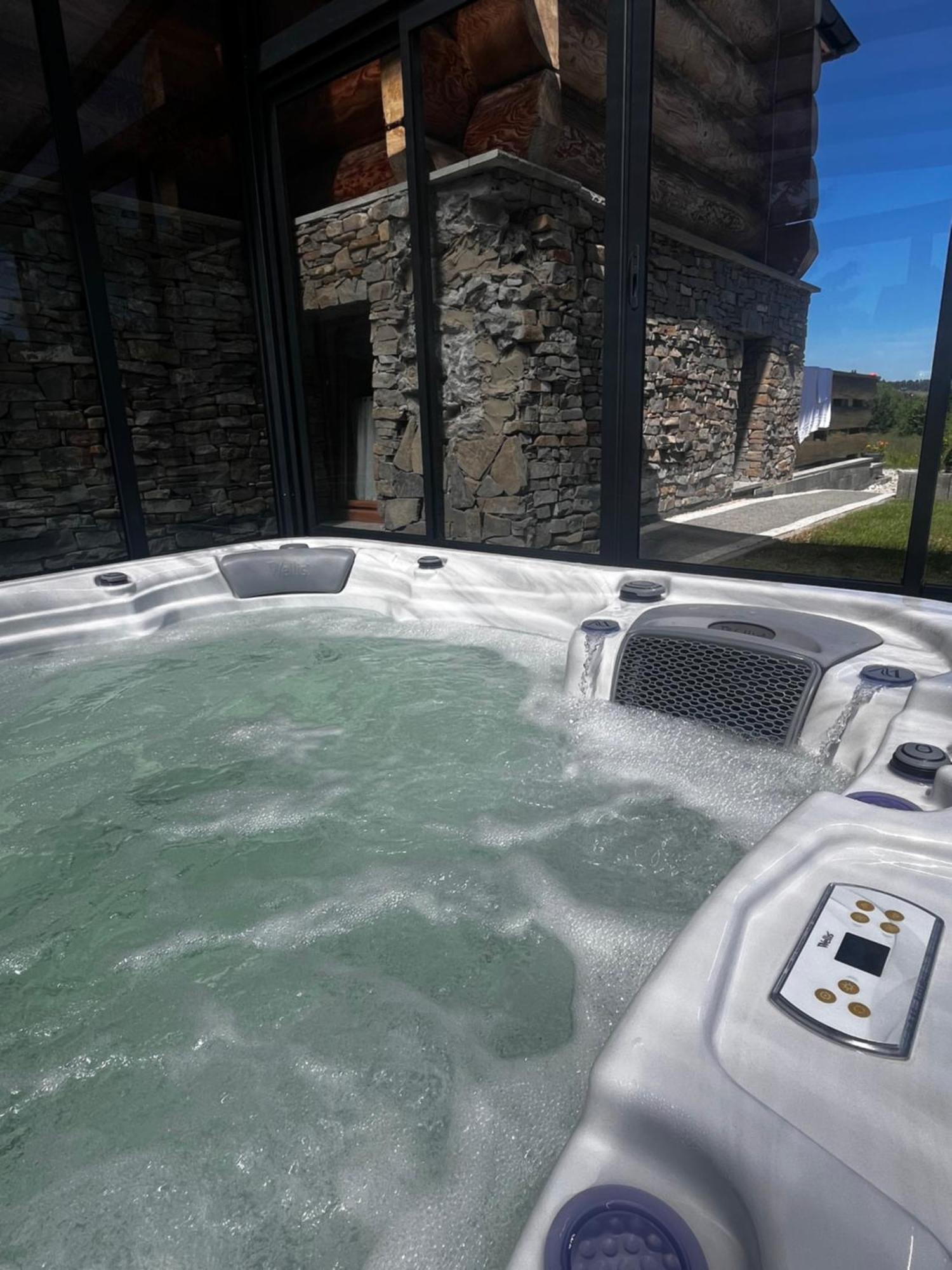 Domek W Bialce Z Jacuzzi W Ogrodzie 비아우카 타트르잔스카 외부 사진